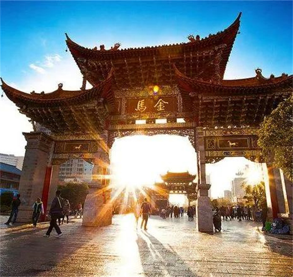 書中品春城，文人墨客筆下的昆明美景