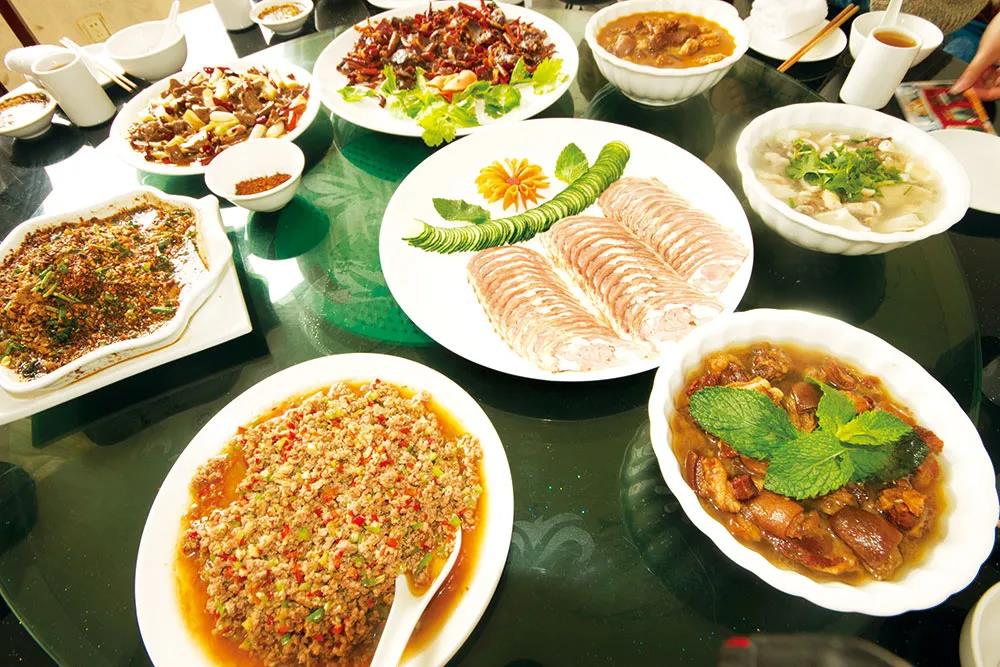 到會(huì)澤，揭秘羊八碗的美味密碼    昆明商務(wù)會(huì)展